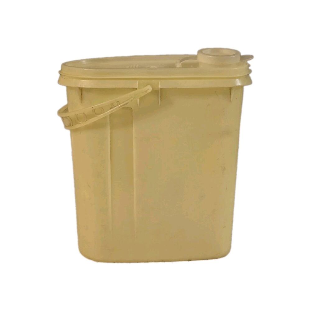 Vintage Tupperware #587-2 Yellow Beverage Buddy Pitcher W Handle & Flip Top Lid